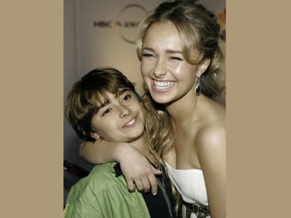 Hayden Panettiere innig mit ihrem kleinen Bruder Jansen, der mit nur 28 Jahren starb