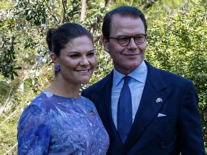 Prinzessin Victoria und Prinz Daniel lächeln in Australien. 