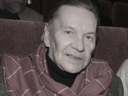 Helmut Berger lächelt