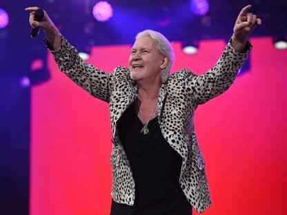 Johnny Logan bei den Schlagersterne Mallorca auf der Bühne