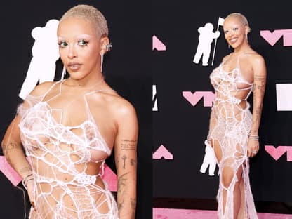 Sängerin Doja Cat mit Busenblitzer bei den MTV VMAs