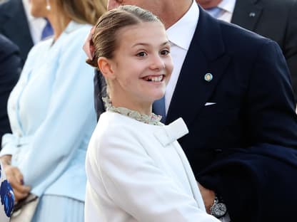 Prinzessin Estelle von Schweden beim Thronjubiläum von König Carl Gustaf. 