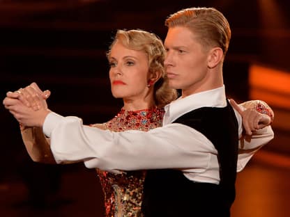 Paul Lorenz und Katja Burkard tanzen bei "Let's Dance"