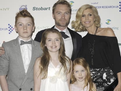 Ronan Keating und Ex-Frau Yvonne Keating mit den drei Kindern Jack, Melissa und Ali 