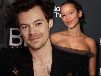 Harry Styles und Taylor Russell lächeln