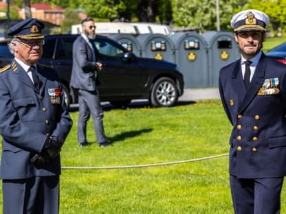 König Carl Gustaf und Prinz Carl Philip. 