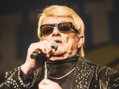 Heino am Mikrofon