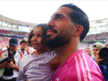 EM 2024: Emre Can mit seiner Tochter 