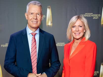 Peter Kloeppel und Ulrike van der Groeben beim Deutschen Fernsehpreis 2021