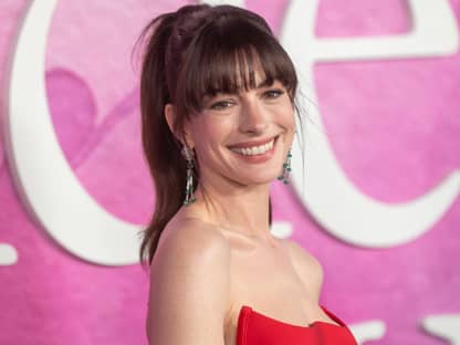 Anne Hathaway ohne pickel