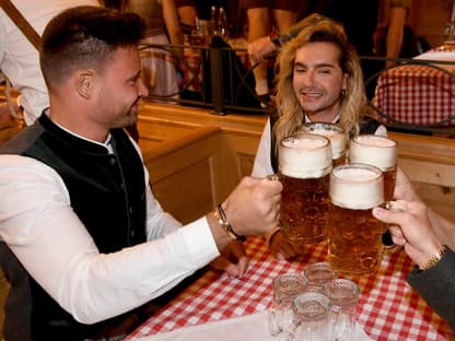 Marc Eggers und Bill Kaulitz auf dem Oktoberfest 2024