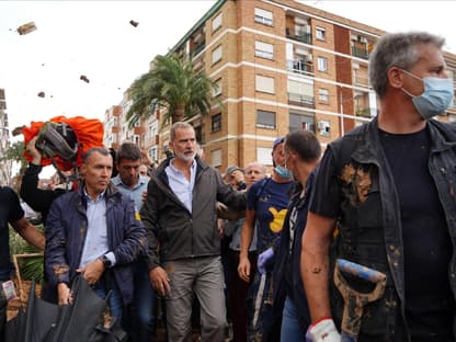 Felipe von Spanien inmitten der Proteste wegen Flutkatastrophe in Valencia