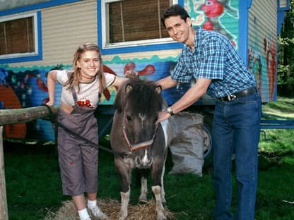 Jeanette Biedermann & Ralf Benson mit einem Pony