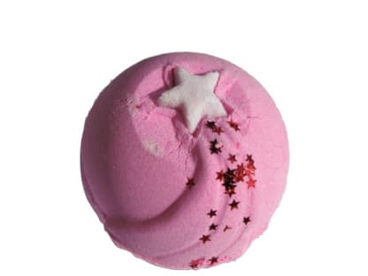 Badebombe "Stardust Ballistic" von Lush, ca. 6 Euro 