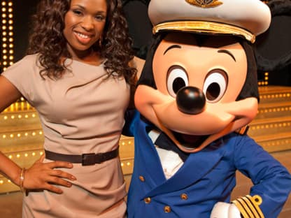 Schönes Paar! Jennifer Hudsonï»¿ und Mickey Mouse