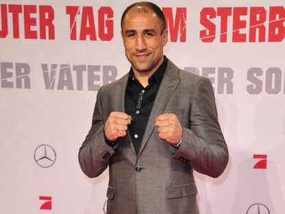 Boxer Arthur Abraham ballte die Fäuste. Aber diesmal nur zum Spaß