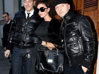 Stefano Gabbana, Victoria Beckham und Domenico Dolce in Mailand