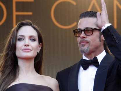 Umjubelt wie ein Königspaar: Der Auftritt von Angelina Jolie und Brad Pitt wurde sehnlich erwartet - Fans und Fotografen wurden nicht enttäuscht