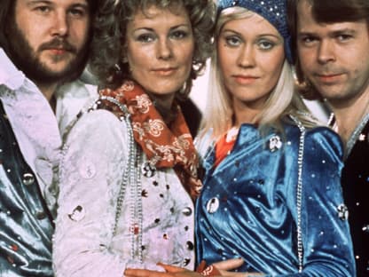 ABBA - das sind Agneta, Björn, Benni und Anni-Frid. Dem schwedischen Quartett gelang 1974 durch ihren Sieg beim "Grand Prix Eurovision de la Chanson" der internationale Durchbruch. Ihre Single "Waterloo" war der Beginn einer weltweiten Karriere