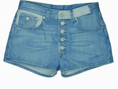 Denim-Shorts von Levi’s, ca. 90 Euro