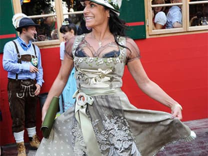 Christine Neubauer in Tracht´ 


