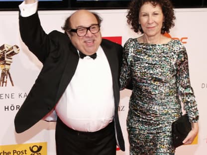 Im Oktober wurde die Trennung zwischen Danny Devito und seiner Frau Rhea Perlman bekannt. 30 Jahre war das Schauspielerpaar verheiratet, mittlerweile versuchen beide, ihre Ehe zu retten