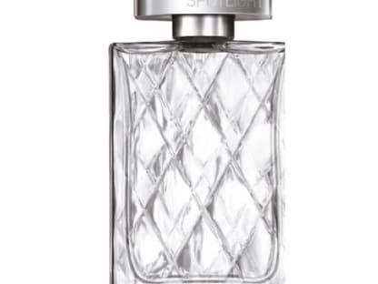 Zitrone, Vetiver und Sandelholz: "Spotlight" von Avon, EdT, 50 ml ca. 28 Euro