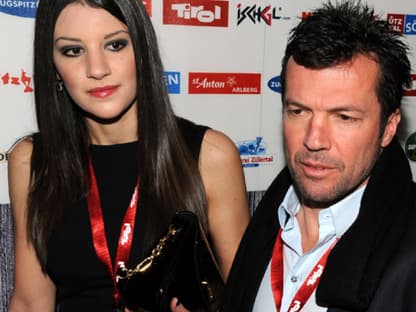 Im Mai folgte die Trennung nach einer kurzen Beziehung zwischen Lothar Matthäus und Ariadne Ioannou. Aber Ariadne hat sich inzwischen nach anderen Männern umgesehen und ist derzeit schwanger mit ihrem ersten Kind