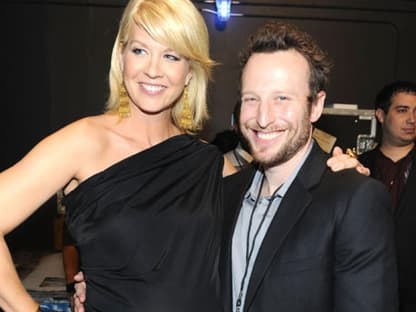 Werdende Eltern in Partylaune: Jenna mit Ehemann Bodhi Elfman