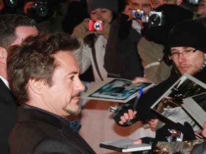 Robert Downey Jr. nahm sich viel Zeit für die wartenden Fans