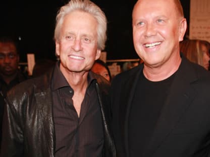 Sehen aus wie gute Kumpels: Michael Douglas & Michael Kors