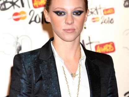 La Roux