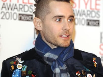 Jared Leto zeigte sich mit Irokesen-Frisur