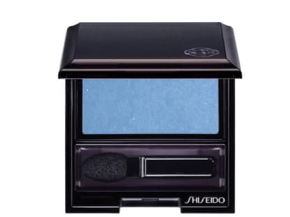 "Luminizing Satin Eye Color - Sky" von Shiseido, ca. 25 Euro 