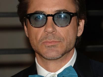 Robert Downey Jr. stimmte seine Fliege zur Brille ab