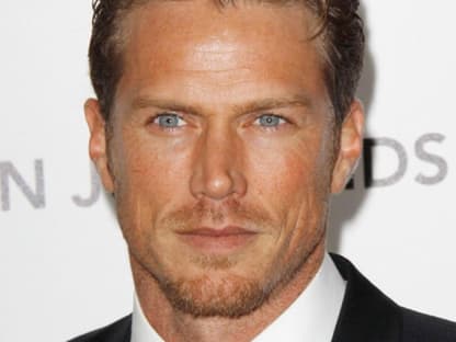 "SATC"-Star Jason Lewis