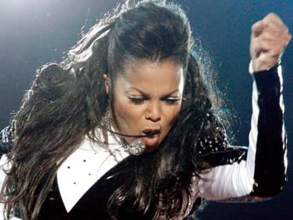 Janet Jackson gibt auf der Bühne Vollgas!