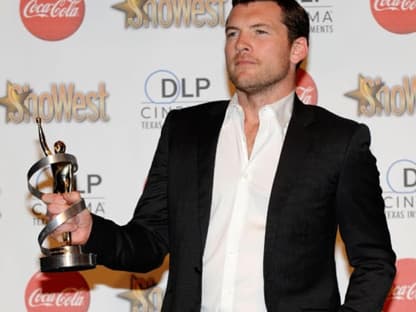 Große Freude auch bei "Avatar"-Star Sam Worthington: Der 34-Jährige bekam die Auszeichnung als "Bester Schauspieler des Jahres" 