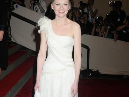 Kirsten Dunst wirkte ein wenig blass: Vielleicht hätte sie ein dunkleres Kleid zu ihrem zarten Teint wählen sollen  