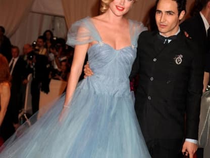 Topmodel Doutzen Kroes kam mit Star-Designer Zac Posen