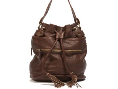 Beutel-Tasche mit Flechtriemen von Urban Outfitters, ca. 60 Euro