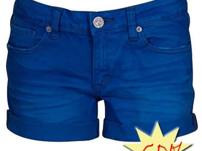 Trendige Denimshorts von <a title="http://shop.ok-magazin.de/one-green-elephant-shorts-beverly-blue,ogse3zix6qunyhr2,i" href="http://shop.ok-magazin.de/one-green-elephant-shorts-beverly-blue,ogse3zix6qunyhr2,i" target="_blank">One Green Elephant, im Sale ca. 30 Euro</a>