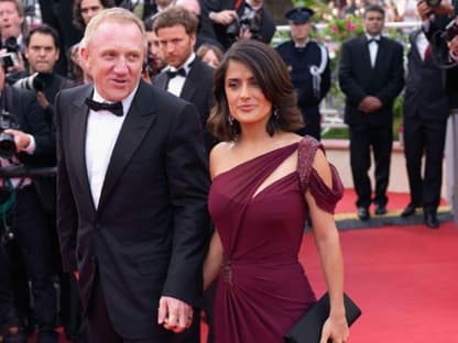 Salma Hayek kam zusammen mit Ehemann François-Henri Pinault (Leiter der Gucci-Gruppe)