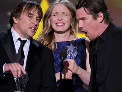 Richard Linklater, Julie Delpy und Ethan Hawke freuten sich über den "Critics’ Choice Louis XIII Genius Award"