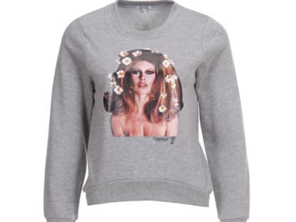 27. August 2012: Konterfeit-Tees waren schon ein Megatrend im Sommer. Jetzt geht der Spaß in die zweite Runde: Das graue Sweatshirt ziert keine andere als Seventies-Ikone Brigitte Bardot. Unter ihrem Namen auch zu bestellen über reyerlooks.com, ca. 90 Euro