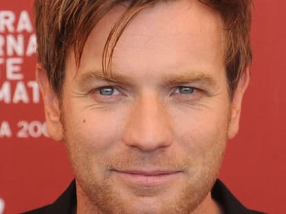 Schauspieler Ewan McGregor spielt in "Men Who Stare at Goats" einen Reporter