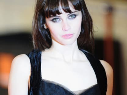 Die junge britische Schauspielerin Felicity Jones zu Gast im Royal Opera House in London