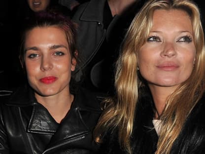 Front-Row-Girls: Charlotte Casiraghi und Kate Moss ﻿