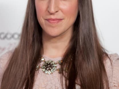 "Big Bang Theory"-Star´ Mayim Bialik´ gab im November bekannt, sich nach neun Jahren Ehe vom Ehemann Michael Stone scheiden zu lassen. Je erfolgreicher die Schauspielerin geworden war, desto mehr hatte es in der Beziehung gekriselt