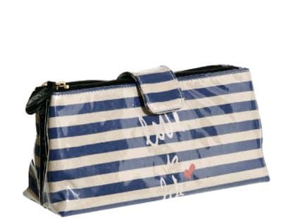 Beauty Bag von Diane von Furstenberg über beachfashionshop.com, ca. 65 Euro